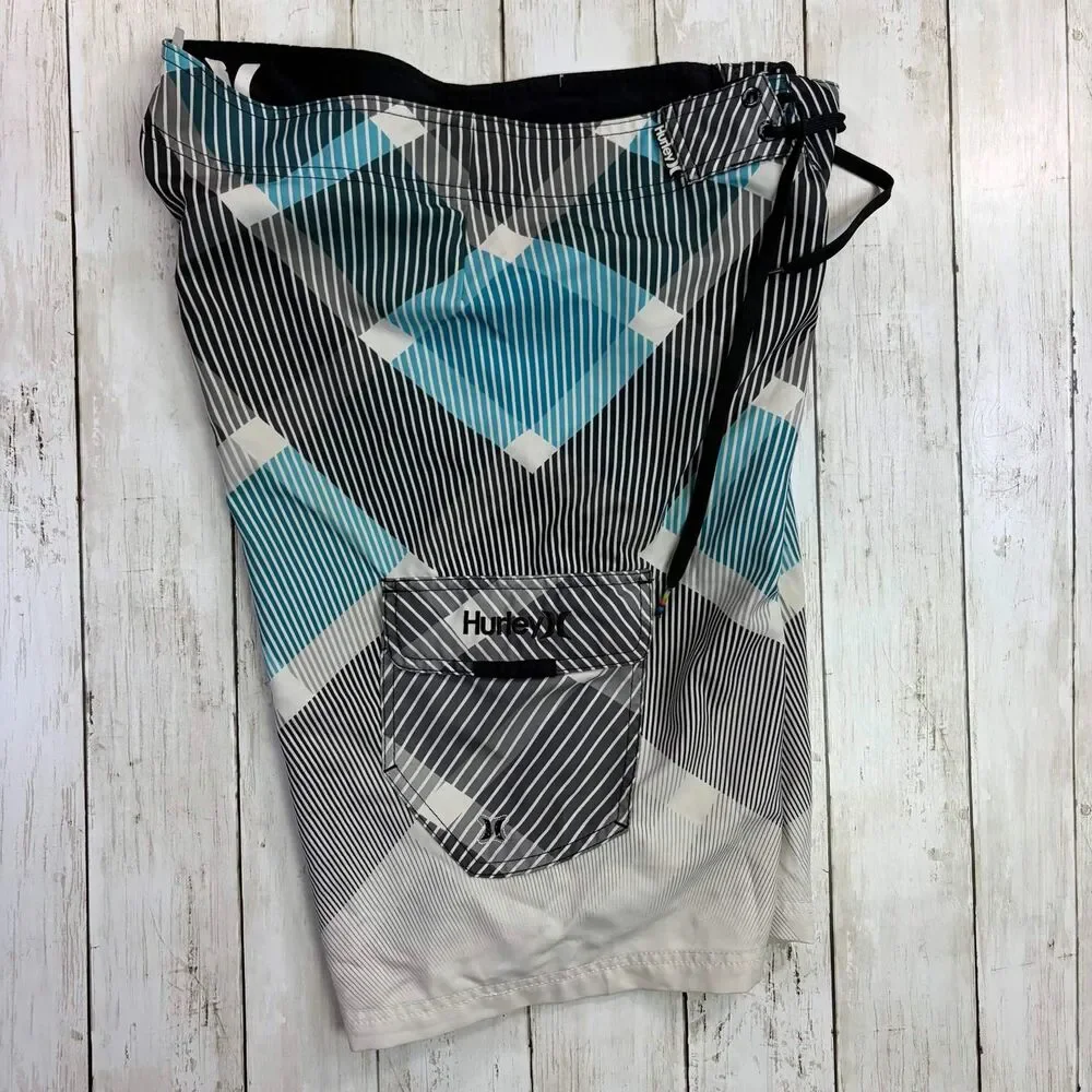 Y2K  Hurley Mens Board Shorts Medium Black Blue Geometric Print Surf Swim Trunks